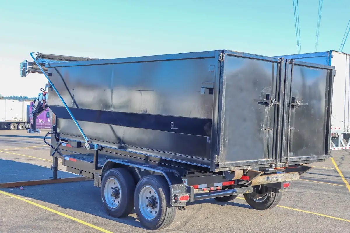 12 Yard Dumpster Rental in Lincoln, IL